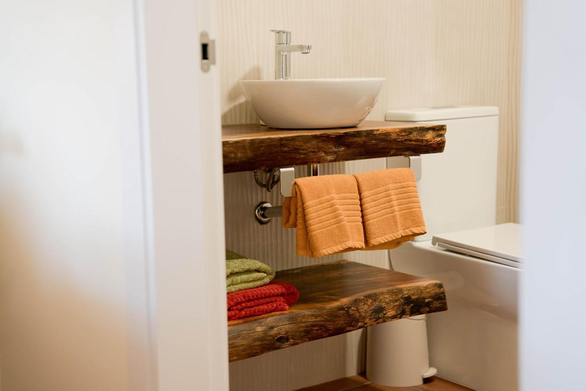 Daur The Middle Door - Exclusive For Pilgrims Hostel Panches Εξωτερικό φωτογραφία